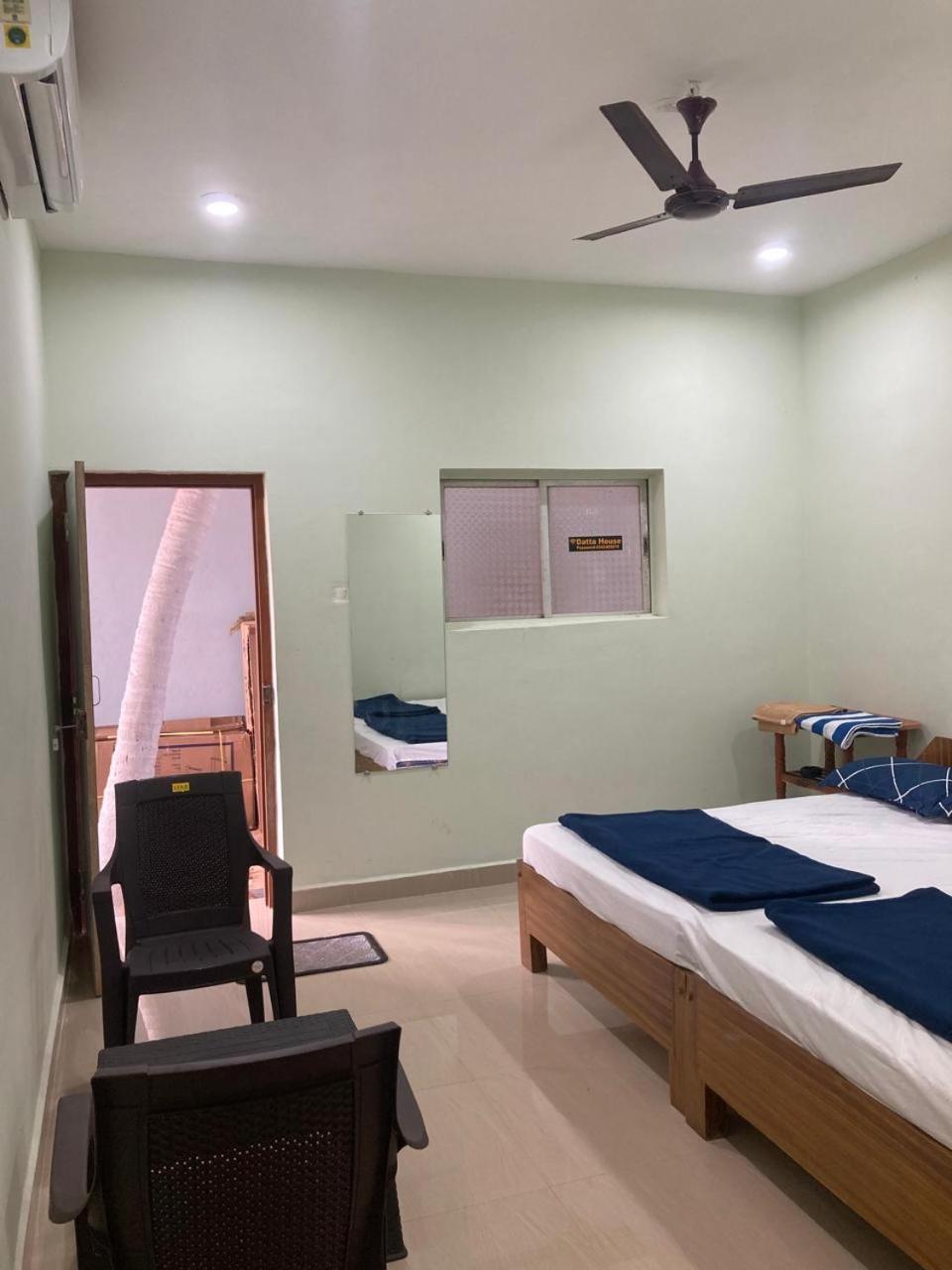 Oceanic Stay And Restaurant Gokarna Gokarna  Buitenkant foto