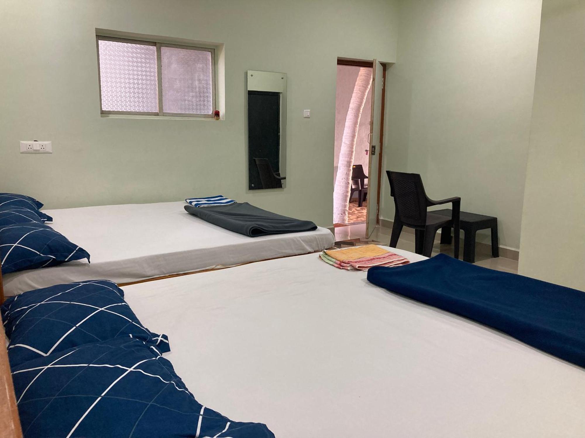 Oceanic Stay And Restaurant Gokarna Gokarna  Buitenkant foto